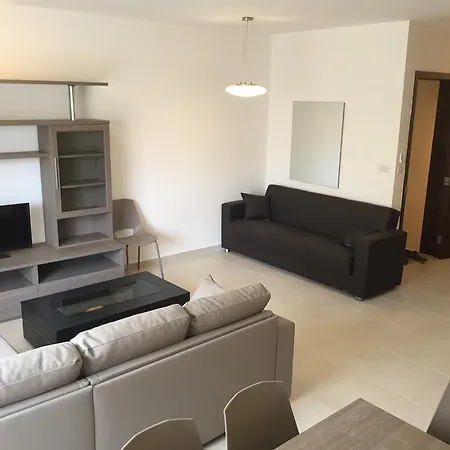 Windsor Point 2 Apartment Sliema