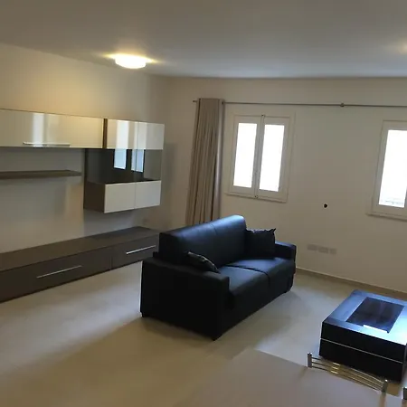 Windsor Point 2 Apartment *